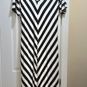 Ashley Stewart Black and White Chevron Maxi Dress